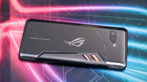 ROG3游戏手机参数配置怎么样?多少钱?